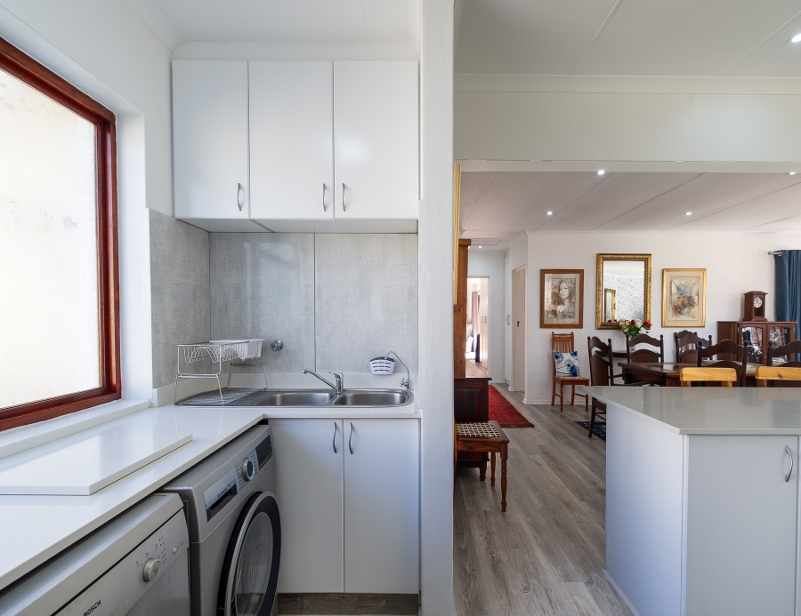 3 Bedroom Property for Sale in The Island Western Cape